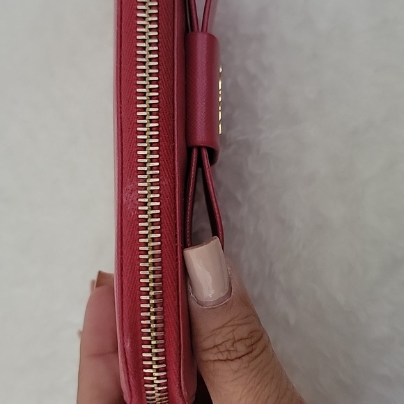 COPY - PRADA Saffiano Leather Pink Zippy Wallet - Picture 4 of 7
